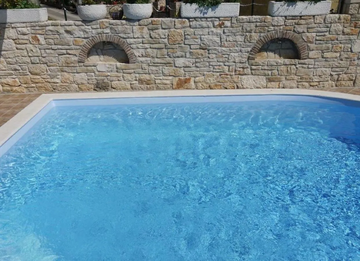 Holiday House Marina Kruncici 0*,  Kroatien