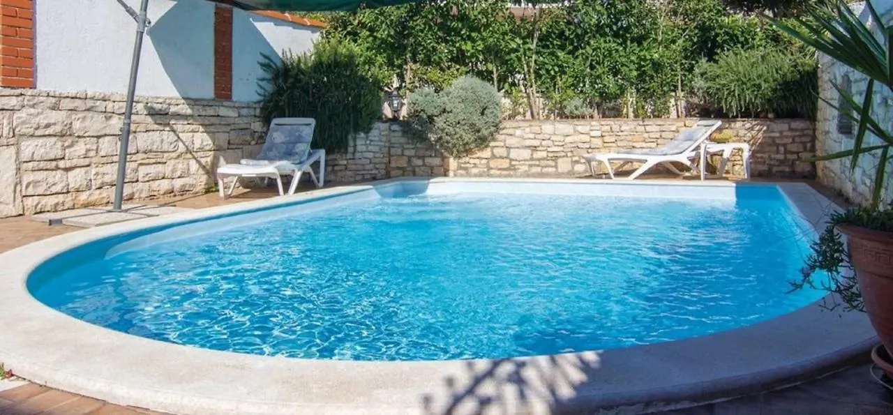 Semesterbostad Holiday House Marina Kruncici